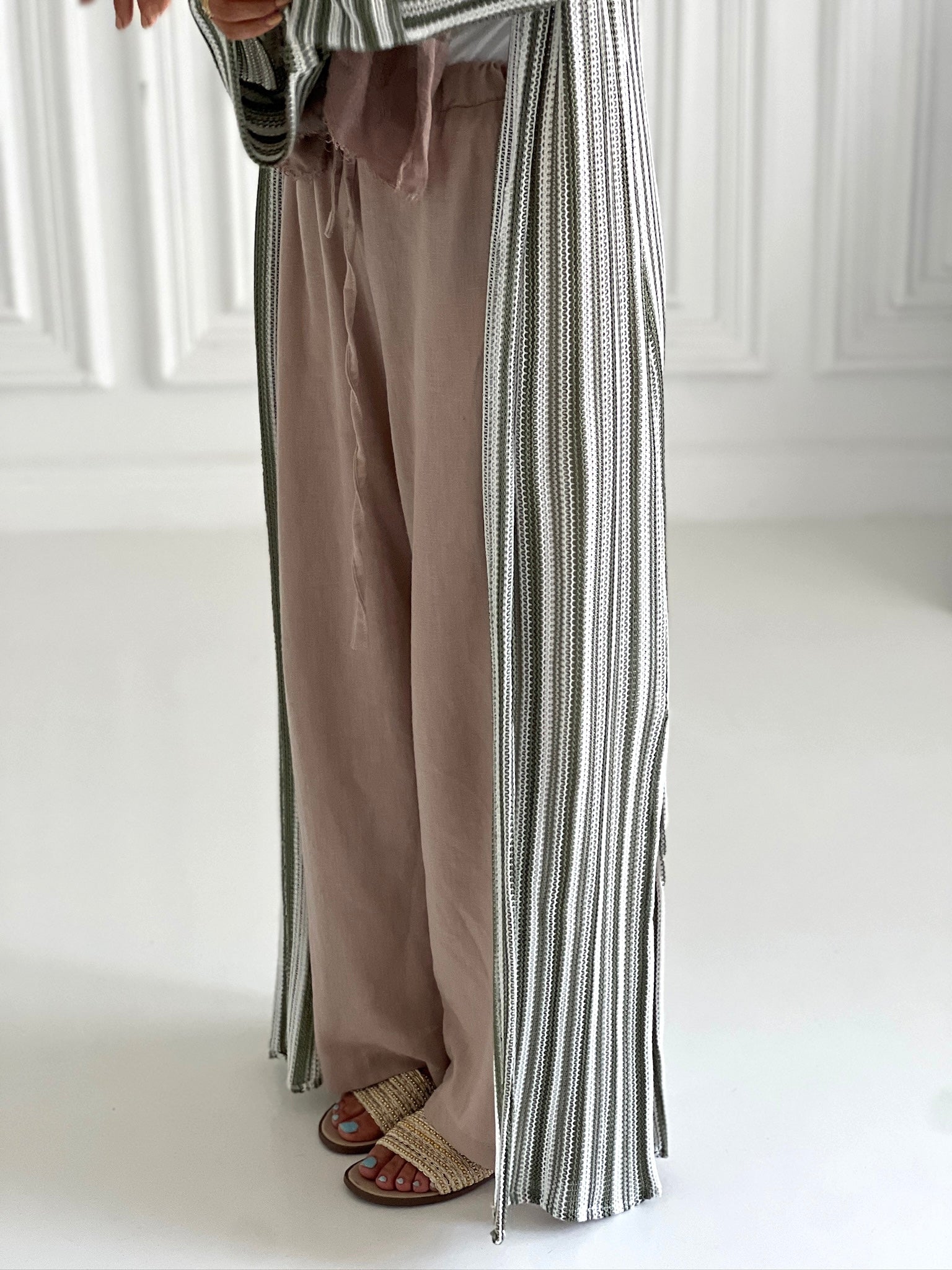 Kinted cardigan in olive