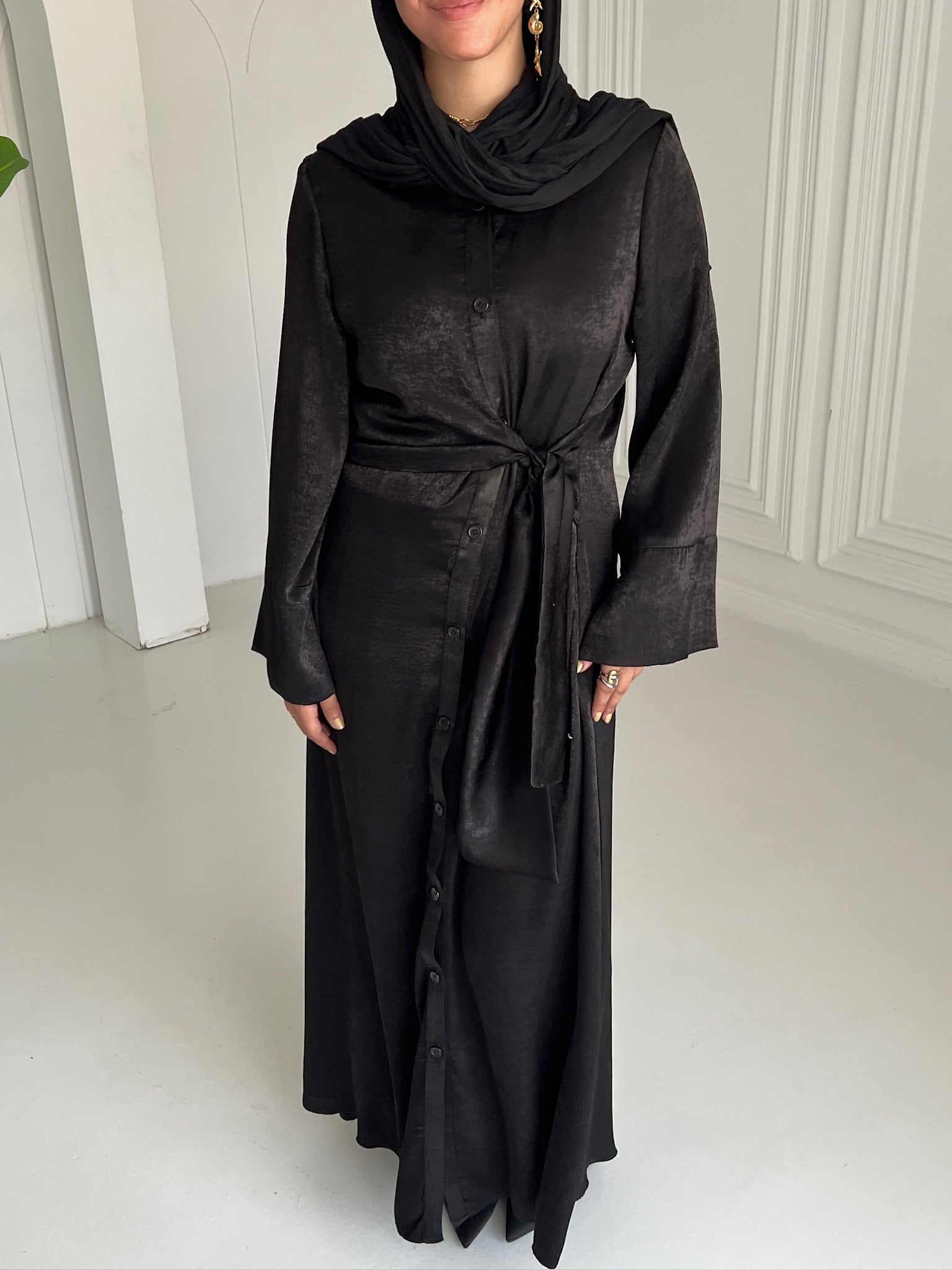 Sahra dress in black