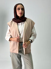 Cozy wool vest in beige