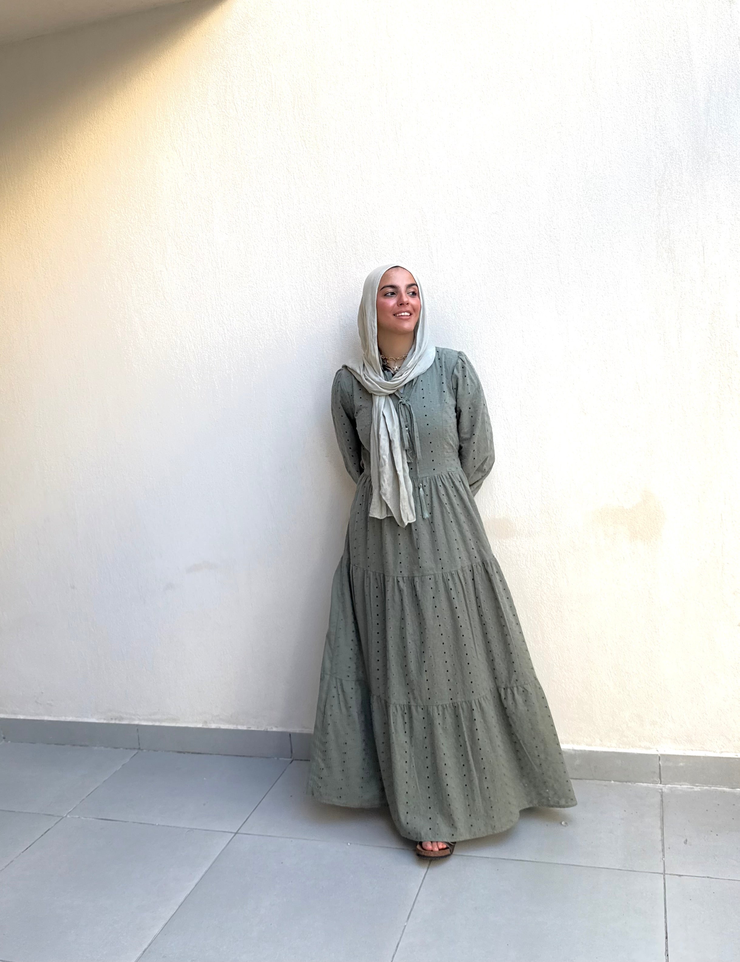 Jasmine dress in olive
