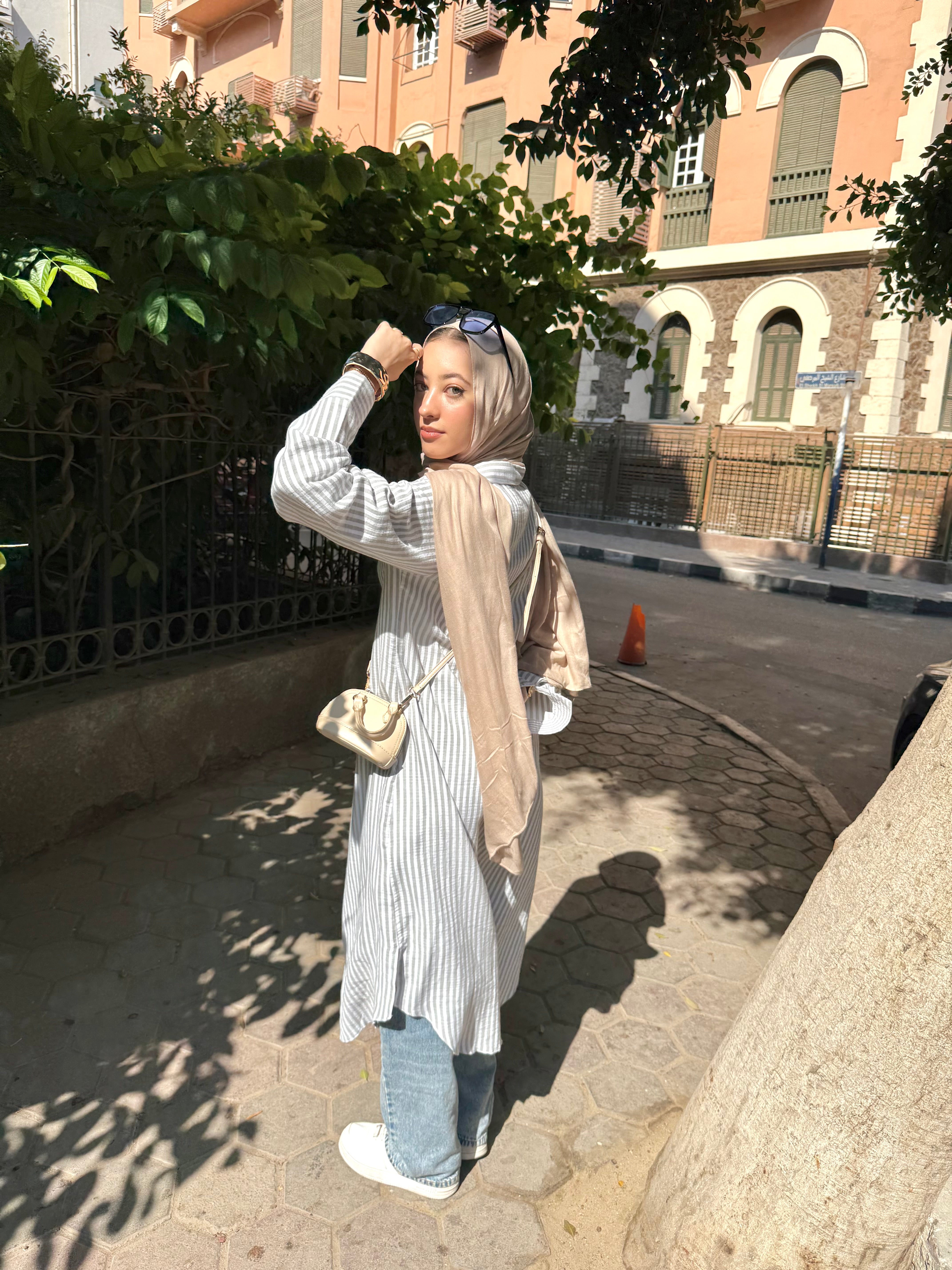 Lujain Strapped long shirt in olive